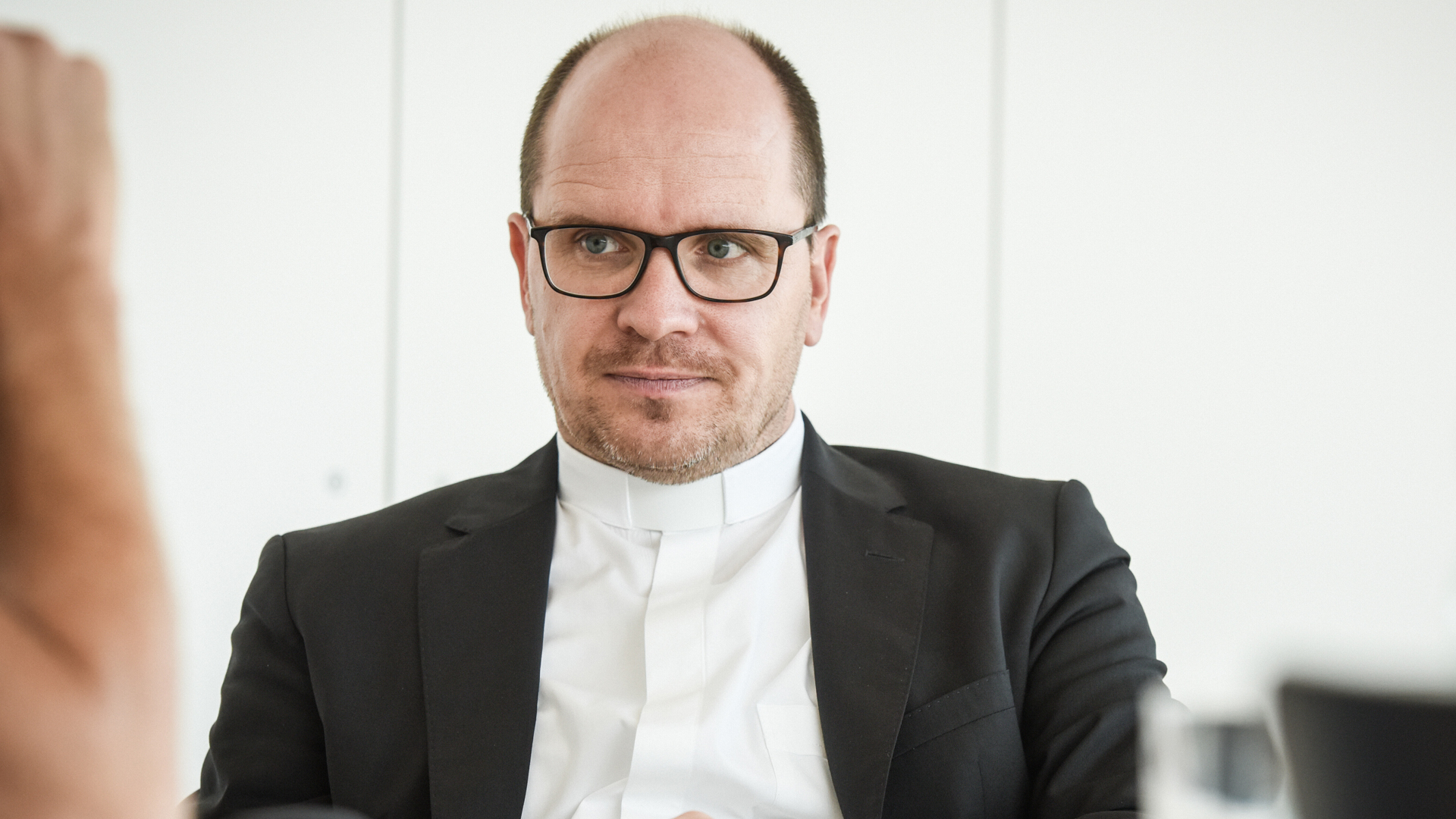 Missio-Präsident fordert von Merz mehr Focus auf Menschenrechte