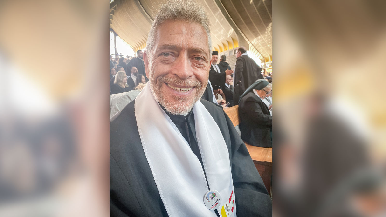 Samir Bechara, Jesuitenpater aus Beirut, am 1. Dezember 2025 im Wallfahrtsort Unsere Liebe Frau vom Libanon in Harissa (Libanon).
Bild: Sabine Kleyboldt/KNA