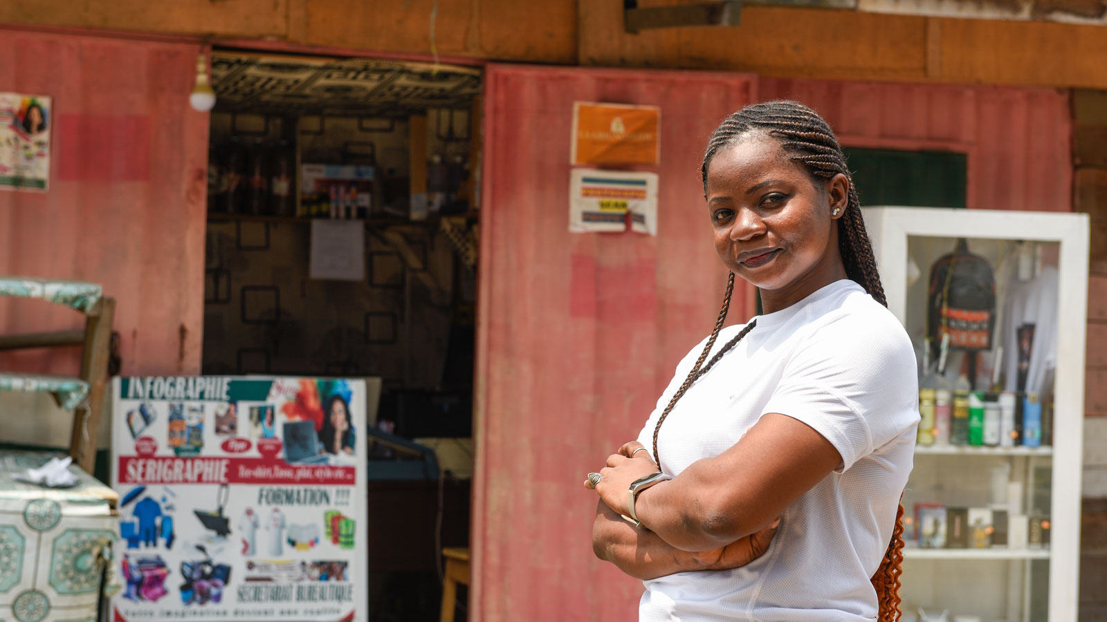Mit dem Copyshop zum Erfolg: Wie junge Kamerunerinnen durchstarten