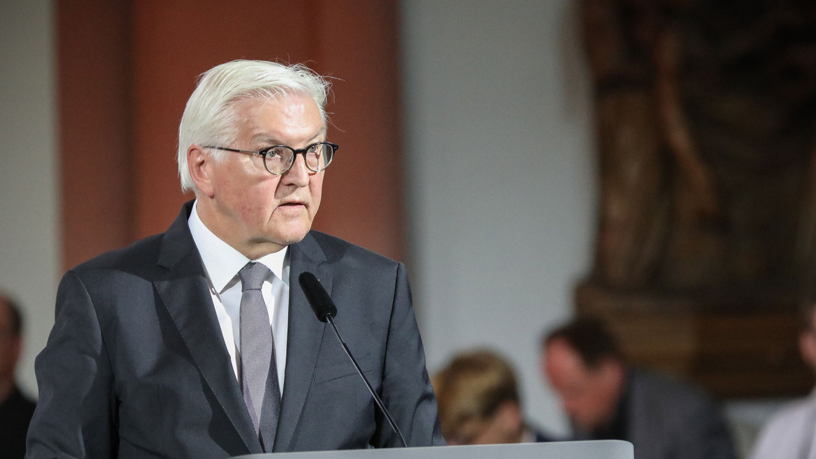 Steinmeier erwartet grundlegende Wende in deutscher Außenpolitik