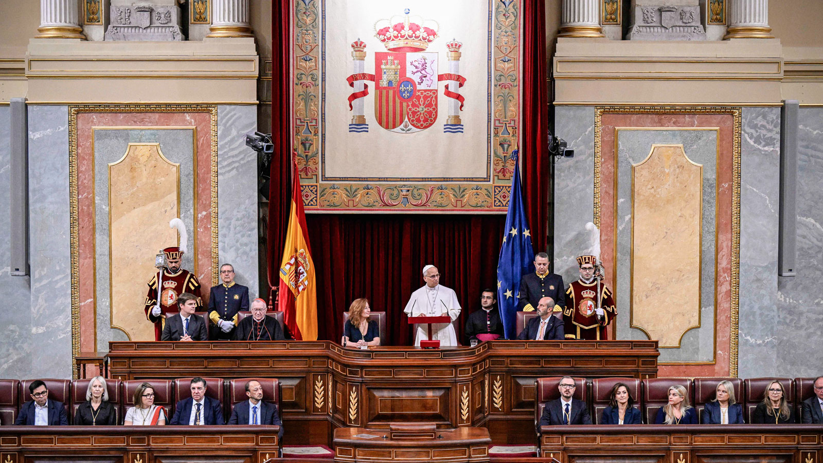 Papst kritisiert Wiederaufrüstung in Europa
