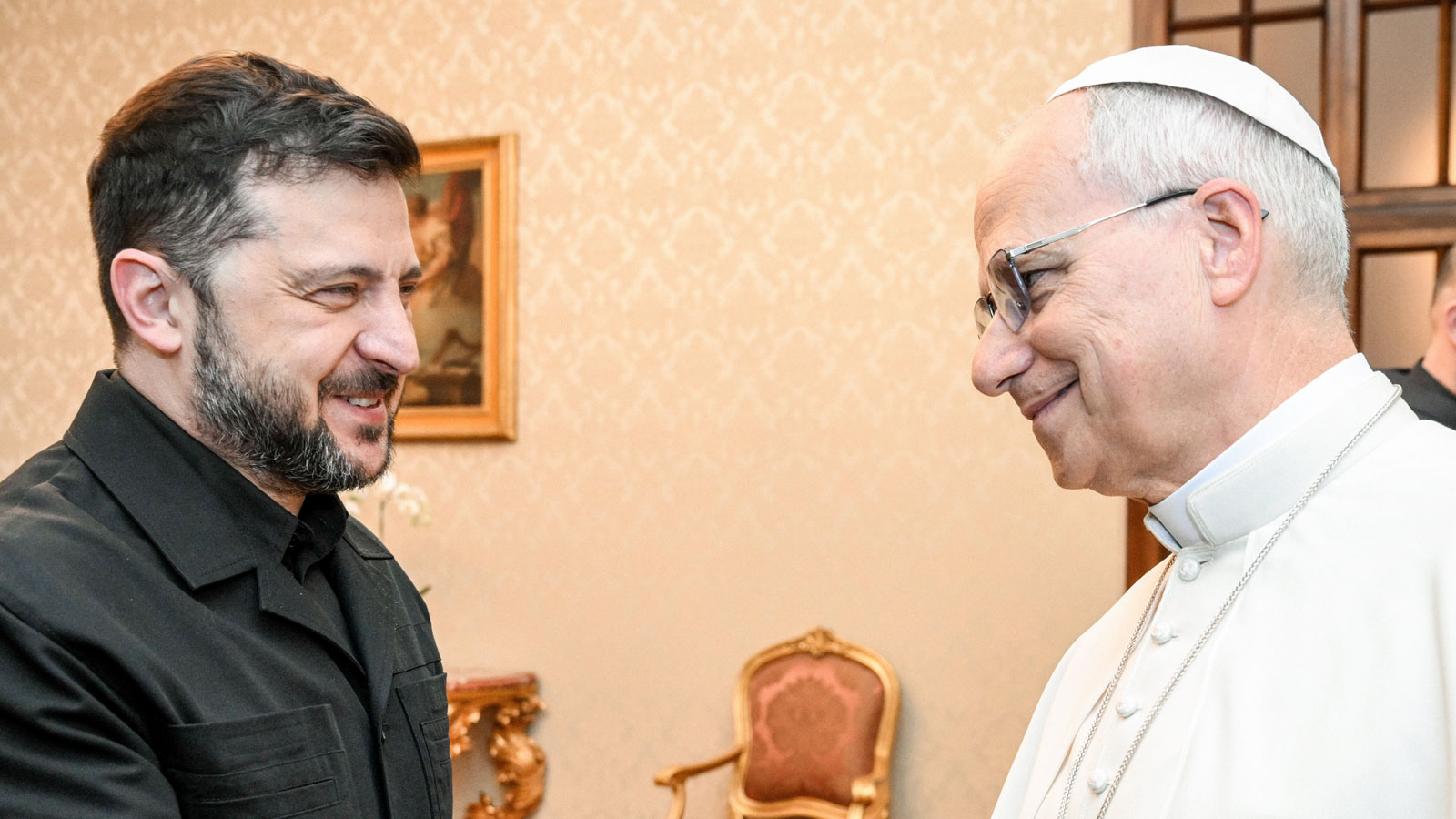 Papst telefoniert mit Selenskyj über humanitäre Not in Oleschky